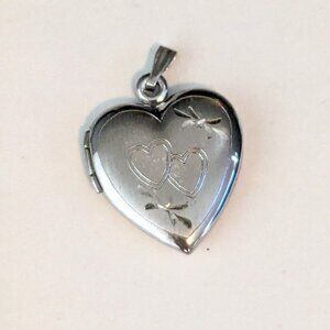 Vintage TR 925 Sterling Silver Etched Heart Pendant Locket